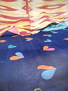 Snapshot of Priya-bhabi012 chatting on 11-03-25, 07:09 Priya-bhabi012 online show from 11-03-25, 07:09