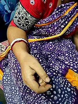 Snapshot of Priya-bhabi012 chatting on 12-01-25, 07:13 Priya-bhabi012 online show from 12-01-25, 07:13