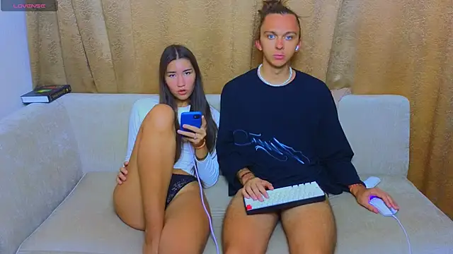 Snapshot of do_u_know_them chatting on 01-27-25, 06:30 do u know them online show from 01-27-25, 06:30