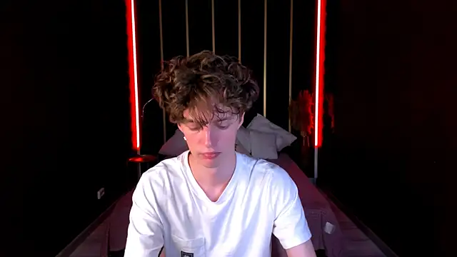 LukeSweet online show from 06-30-26, 01:12