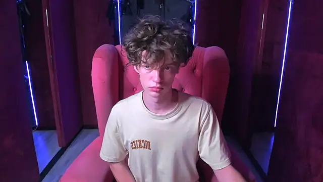 LukeSweet online show from 07-28-26, 02:24
