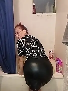 Snapshot of JessyCospXXX chatting on 03-19-25, 09:58 JessyCospXXX online show from 03-19-25, 09:58