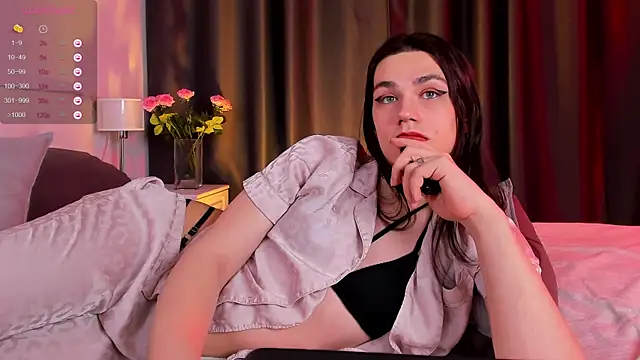 Alfreda Mills online show from 03-15-25, 01:40