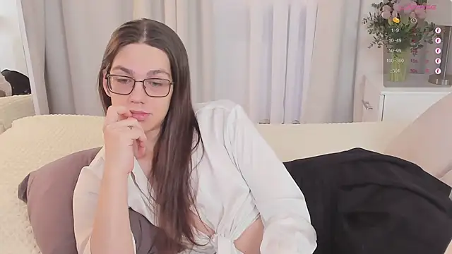 Alfreda Mills online show from 12-04-25, 10:35