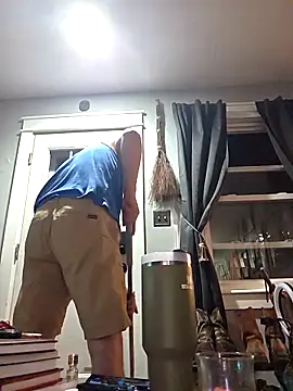 Icebearsticlese online show from 04-24-26, 03:09