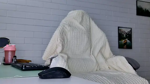 Snapshot of TinaDavil chatting on 07-01-26, 05:12 TinaDavil online show from 07-01-26, 05:12