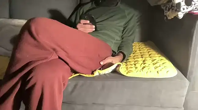 4small4inchlol online show from 02-01-25, 01:44