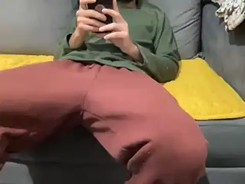 4small4inchlol online show from 02-04-25, 05:45