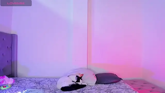 samara jonness online show from 11-27-25, 02:02