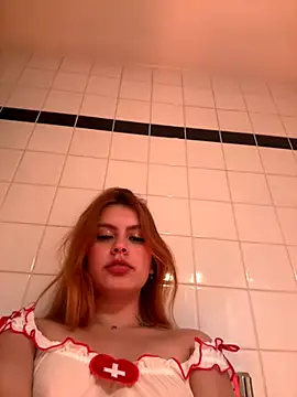 Snapshot of Isa_smeraldy chatting on 09-26-25, 11:20 Isa smeraldy online show from 09-26-25, 11:20