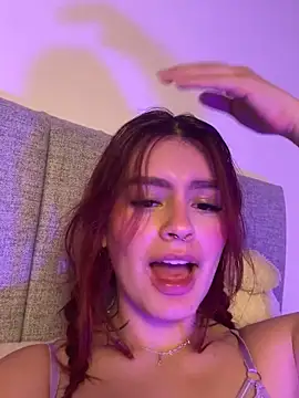 Isa smeraldy online show from 03-22-26, 05:22