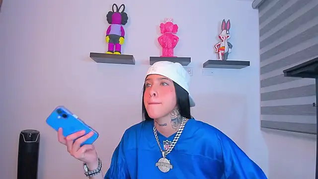 Gangster Girl online show from 10-22-25, 04:24