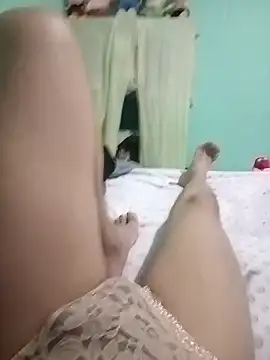 Snapshot of AngLMex chatting on 12-16-25, 05:45 AngLMex online show from 12-16-25, 05:45