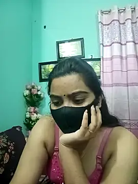 Snapshot of Amisha-2 chatting on 01-05-25, 05:09 Amisha-2 online show from 01-05-25, 05:09