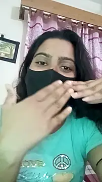 Snapshot of Amisha-2 chatting on 05-13-26, 06:27 Amisha-2 online show from 05-13-26, 06:27