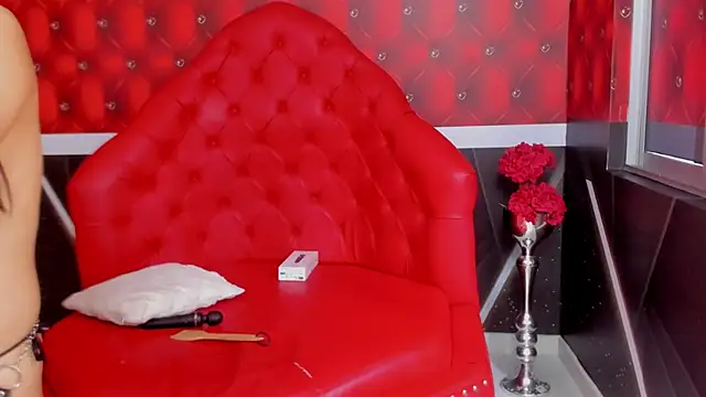 SARAFOXX  online show from 03-20-25, 02:42