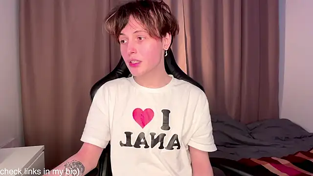 Snapshot of princeofsuccubs chatting on 01-22-25, 01:32 princeofsuccubs online show from 01-22-25, 01:32