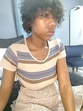 Snapshot of Sweet_nicole98 chatting on 12-15-25, 07:29 Sweet nicole98 online show from 12-15-25, 07:29