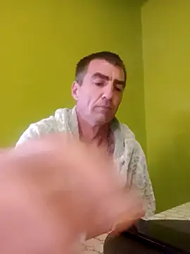 Snapshot of Gabesz1986@xh chatting on 05-14-26, 06:09 Gabesz1986xh online show from 05-14-26, 06:09