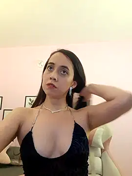 Snapshot of sophie_pazz chatting on 10-18-25, 10:10 sophie pazz online show from 10-18-25, 10:10