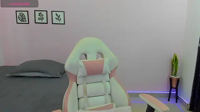 sophie pazz online show from 01-16-26, 10:36