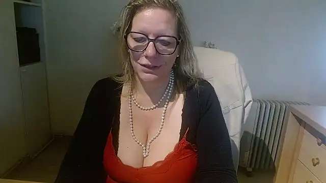 Silkesquirt online show from 10-08-25, 07:39