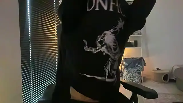 P4RtYBOII92 online show from 12-20-25, 10:22