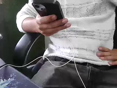 Snapshot of sinsjhony12 chatting on 03-07-26, 07:27 sinsjhony12 online show from 03-07-26, 07:27