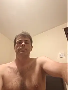 Snapshot of steb1980 chatting on 05-19-26, 06:03 steb1980 online show from 05-19-26, 06:03
