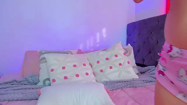 shaina vasquez online show from 04-16-26, 09:39