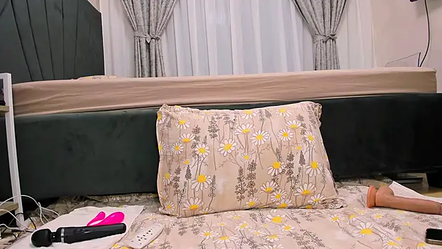 wowsquirtx online show from 02-15-25, 03:20