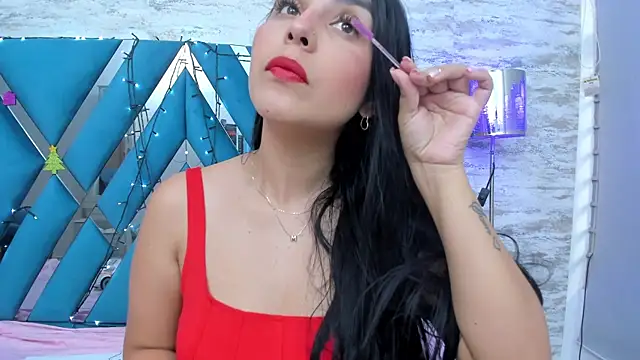 Snapshot of _miaquevedo_ chatting on 12-24-24, 12:22  miaquevedo  online show from 12-24-24, 12:22