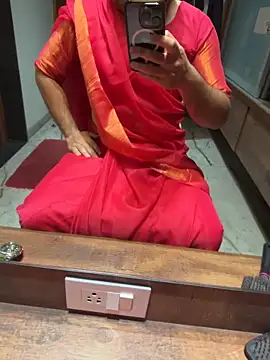 Snapshot of versatile_guy01 chatting on 12-20-25, 06:37 versatile guy01 online show from 12-20-25, 06:37