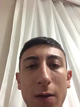 Snapshot of kerimyuce chatting on 09-17-25, 07:59 kerimyuce online show from 09-17-25, 07:59