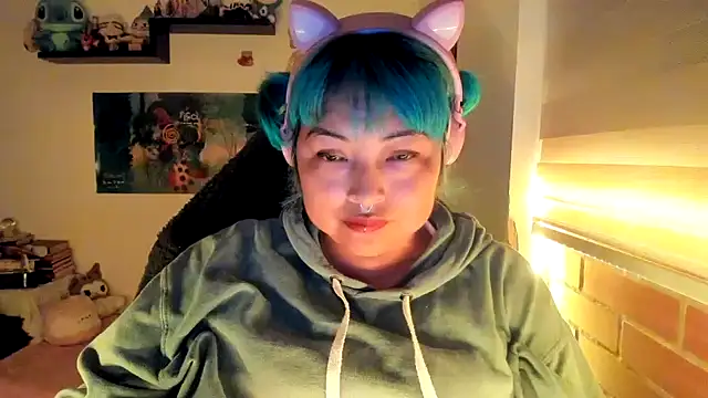 Shaddycute  online show from 02-03-26, 01:37