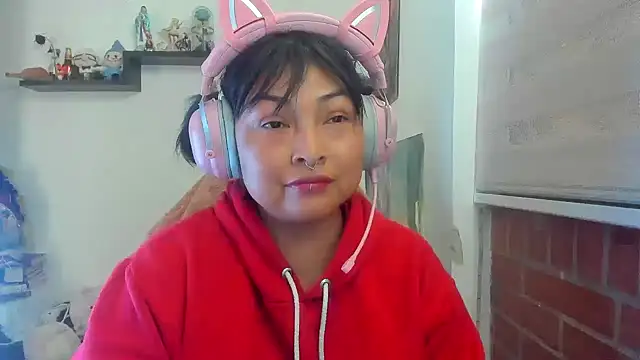 Shaddycute  online show from 04-13-26, 04:45