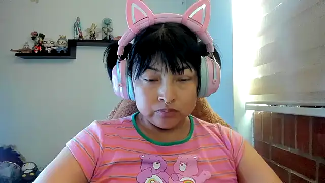 Snapshot of Shaddycute_ chatting on 06-30-26, 06:20 Shaddycute online show from 06-30-26, 06:20