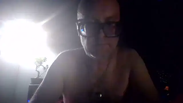 biffboff123 online show from 07-11-26, 01:41