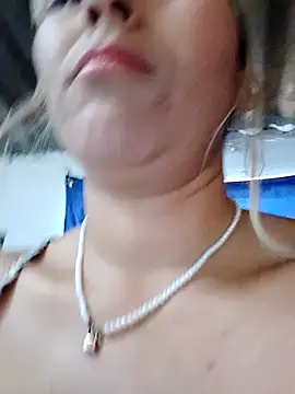 florecita9 online show from 02-21-25, 08:38