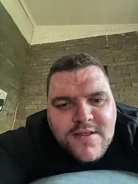 Snapshot of Mikey-HH chatting on 01-15-25, 04:32 Mikey-HH online show from 01-15-25, 04:32