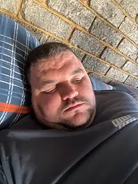 Snapshot of Mikey-HH chatting on 11-05-25, 01:33 Mikey-HH online show from 11-05-25, 01:33