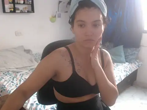 HannaKlein online show from 01-14-26, 01:50