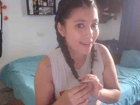 HannaKlein online show from 02-17-26, 01:18