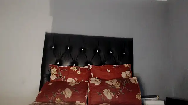 hoittytoittyxx online show from 11-18-25, 11:48