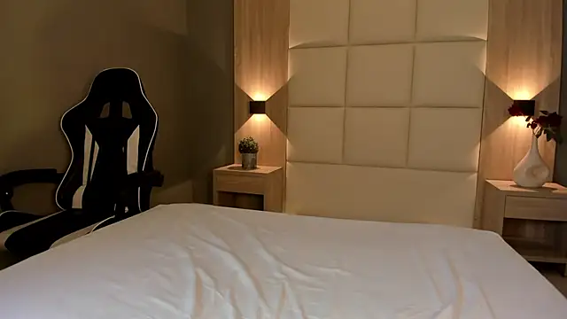 caro03x online show from 03-22-25, 05:06