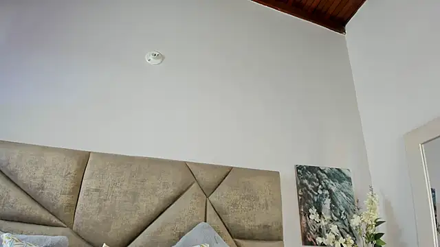 Salomesimos1 online show from 01-14-25, 05:56