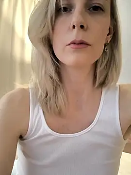 Snapshot of AvelinaLeoni chatting on 03-02-26, 07:59 AvelinaLeoni online show from 03-02-26, 07:59