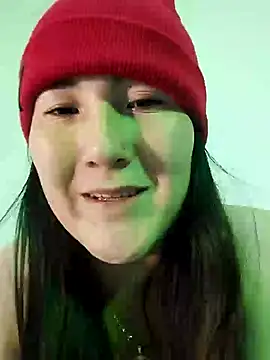 Snapshot of Elle_Lee_ chatting on 02-01-25, 05:39 Elle Lee online show from 02-01-25, 05:39