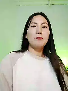 Snapshot of Elle_Lee_ chatting on 02-06-25, 02:33 Elle Lee online show from 02-06-25, 02:33