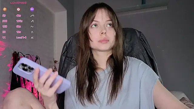 Snapshot of hype_meal_home chatting on 02-23-26, 04:15 hype meal home online show from 02-23-26, 04:15